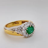 Eleganter Bicolor Ring in 18 Karat Gold mit feinen Smaragd & Brillanten