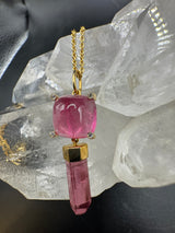 Moderner Anhänger in 14 Karat Gelbgold mit rosa Turmalinen & Brillanten