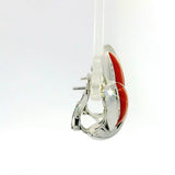 Hochwertige Ohrringe in 18 Karat Weißgold mit handgeschnitzter Koralle