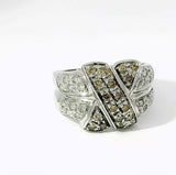 Wirkungsvoller Ring in 14 Karat Weißgold mit Fancy Cognac- & weißen Brillanten