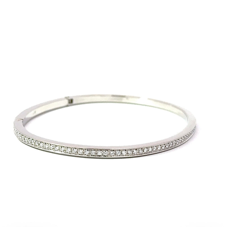 Edler Armreif in 950er Platin mit 1,45 Karat hochfeinen Brillanten