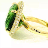 Einmaliger Ring in 14 Karat Gelbgold mit riesigem Peridot & Brillanten