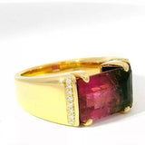 Beeindruckender Ring in 14 Karat Gelbgold mit Bicolor-Turmalin & Brillanten
