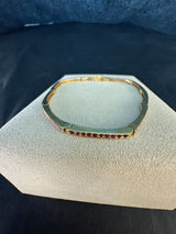 Elegantes Armband in 14 Karat Gelbgold mit rosa Saphiren & Rubinen