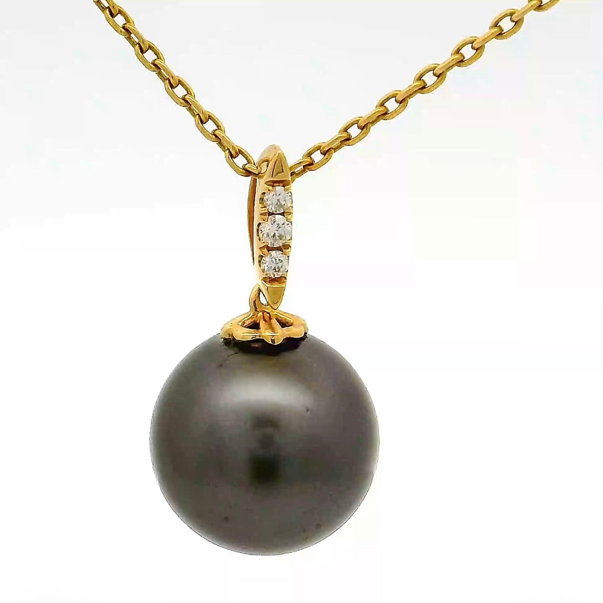 Tahitian pearl