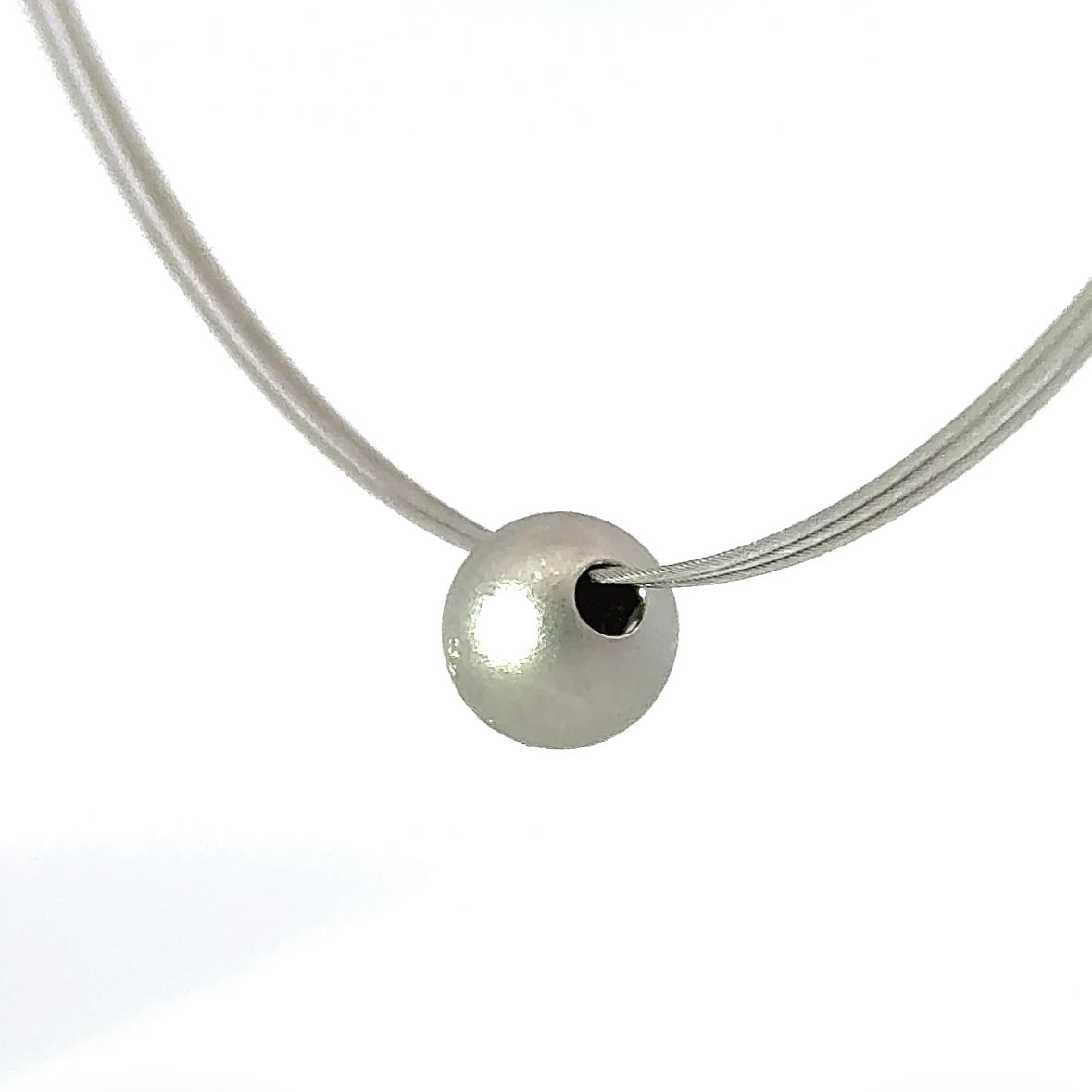 Elegant necklace in 14k white gold with 950 platinum pendant & brilliant-cut diamond