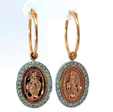 Moderne Madonna Ohrringe in 14 Karat Gold mit feinen Brillanten