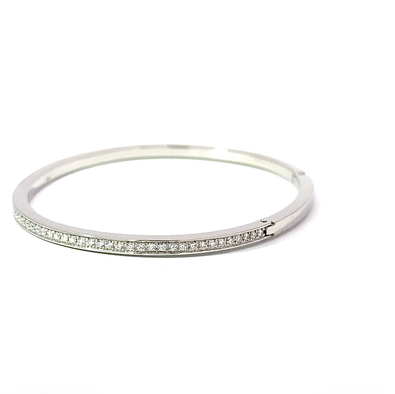 Edler Armreif in 950er Platin mit 1,45 Karat hochfeinen Brillanten