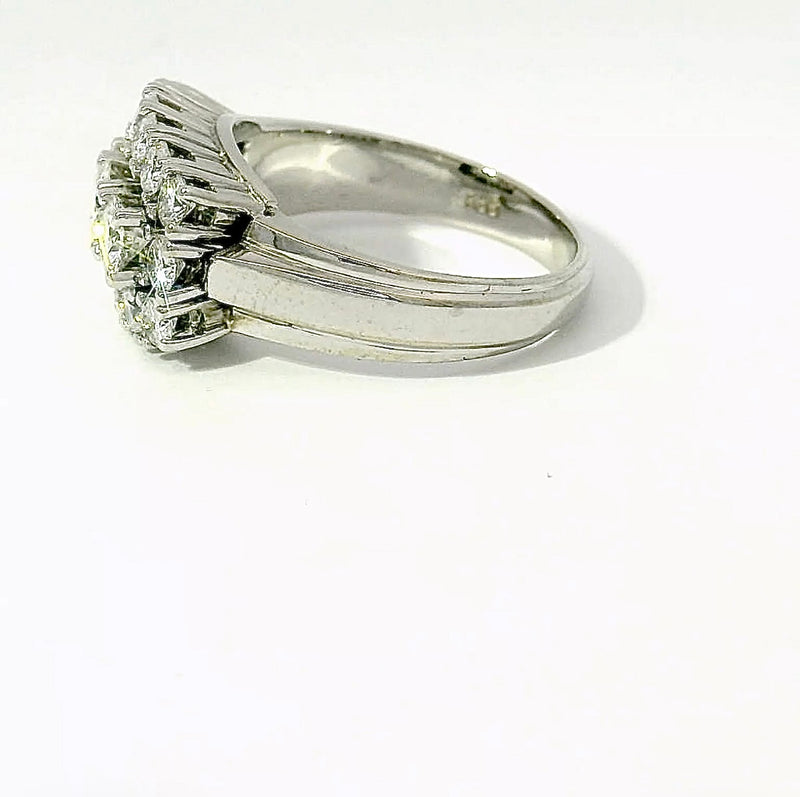 Vintage-Cocktailring in 14 Karat Weißgold mit 1,47 ct hochfeinen Brillanten