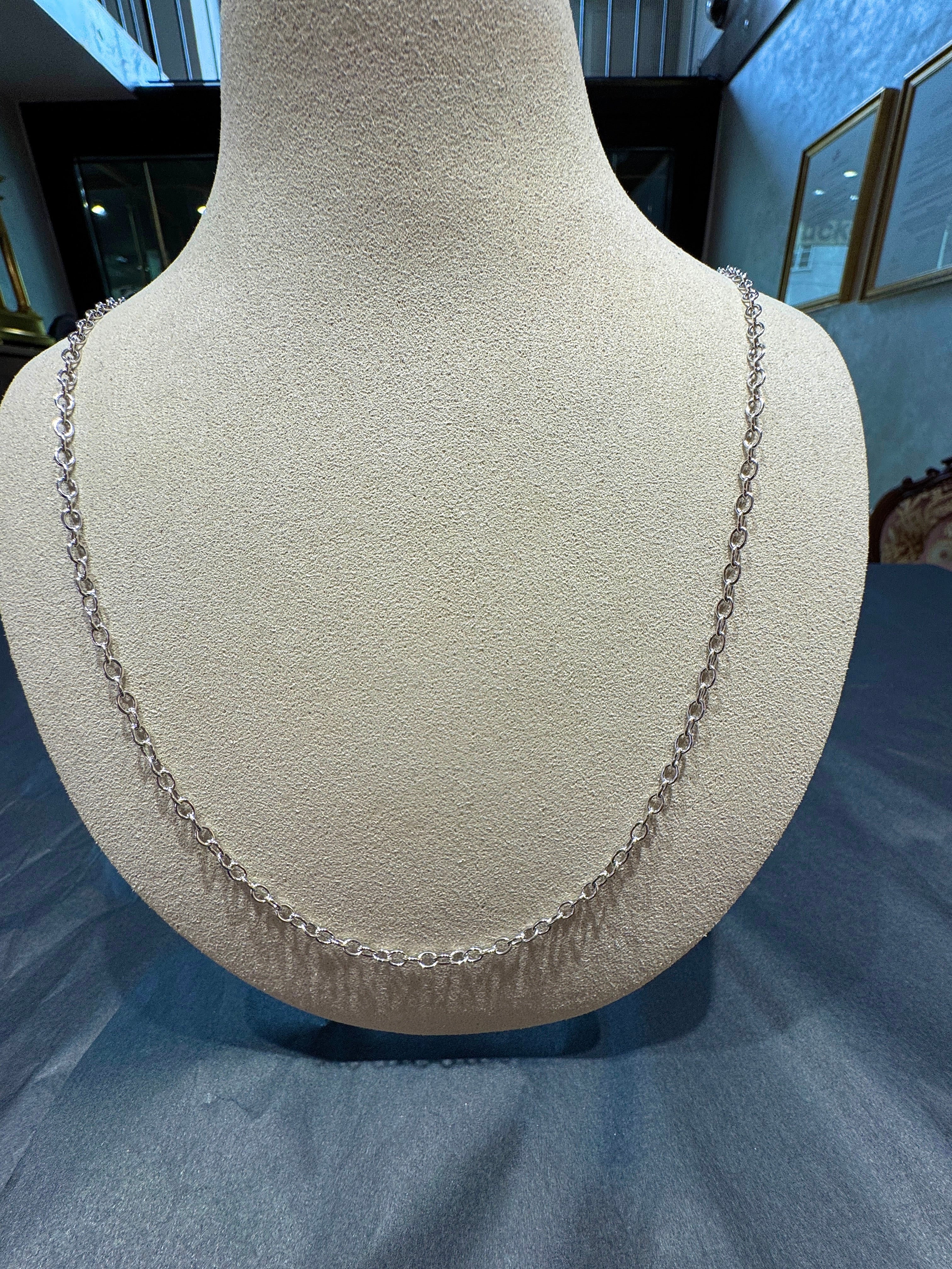 Long anchor chain in 14k white gold with lobster clasp