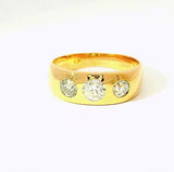 Zeitloser Vintage-Ring in 14 Karat Gelbgold mit drei Altschliff-Diamanten