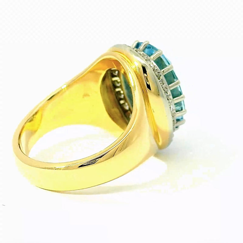 Edler Ring in 18 Karat Gelbgold mit augenreinem Aquamarin & Brillanten