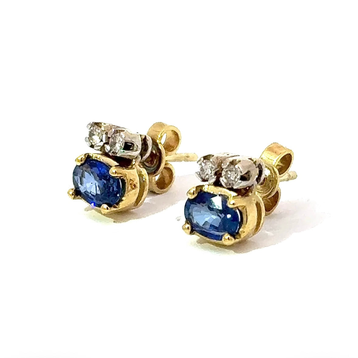 Fine earrings in 18k yellow & white gold with blue sapphires & brilliant-cut diamonds