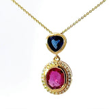 Moderner Rubin & Saphir Anhänger in 18 Karat Gelbgold mit feinen Brillanten & Ankerkette