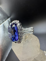 Einmaliger Ring & Anhänger in 18 Karat Weißgold mit riesigem AAAA Tansanit & Brillanten