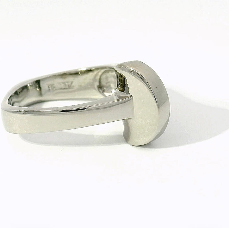 Edler Ring in 18 Karat Weißgold mit feinen Brillanten - Massive Handarbeit