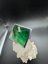 Einmaliger Ring in 18 Karat Weißgold mit beeindruckendem Turmalin