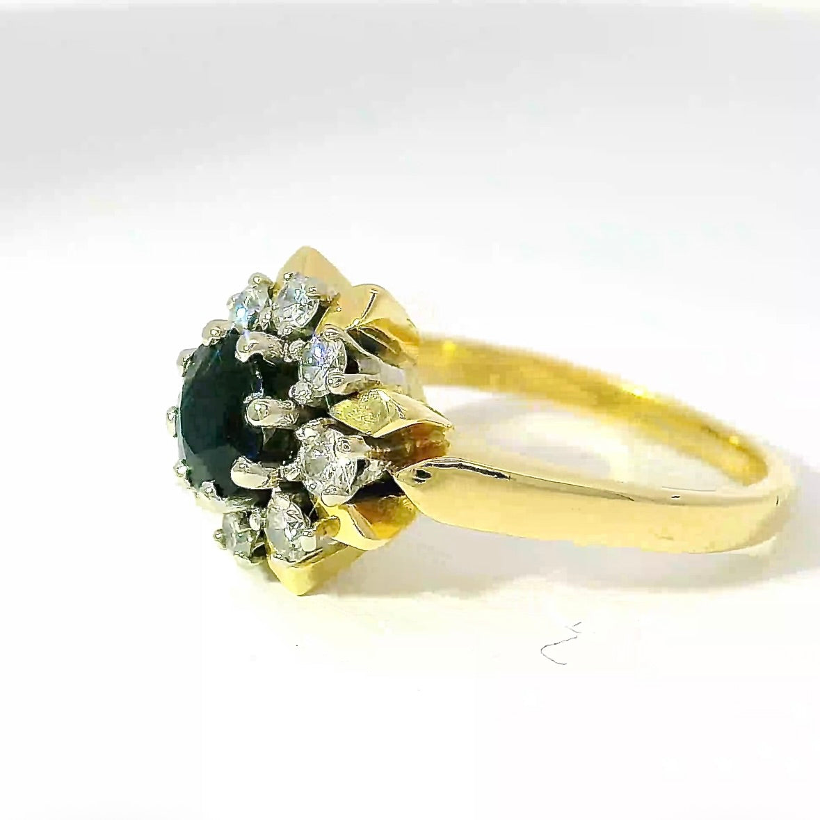 Timeless Ring in 14 Karat Yellow & White Gold with Blue Sapphire & Brilliants