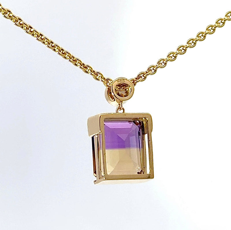 Moderner Ametrin Anhänger in 14 Karat Gelbgold mit Fancy Brillant