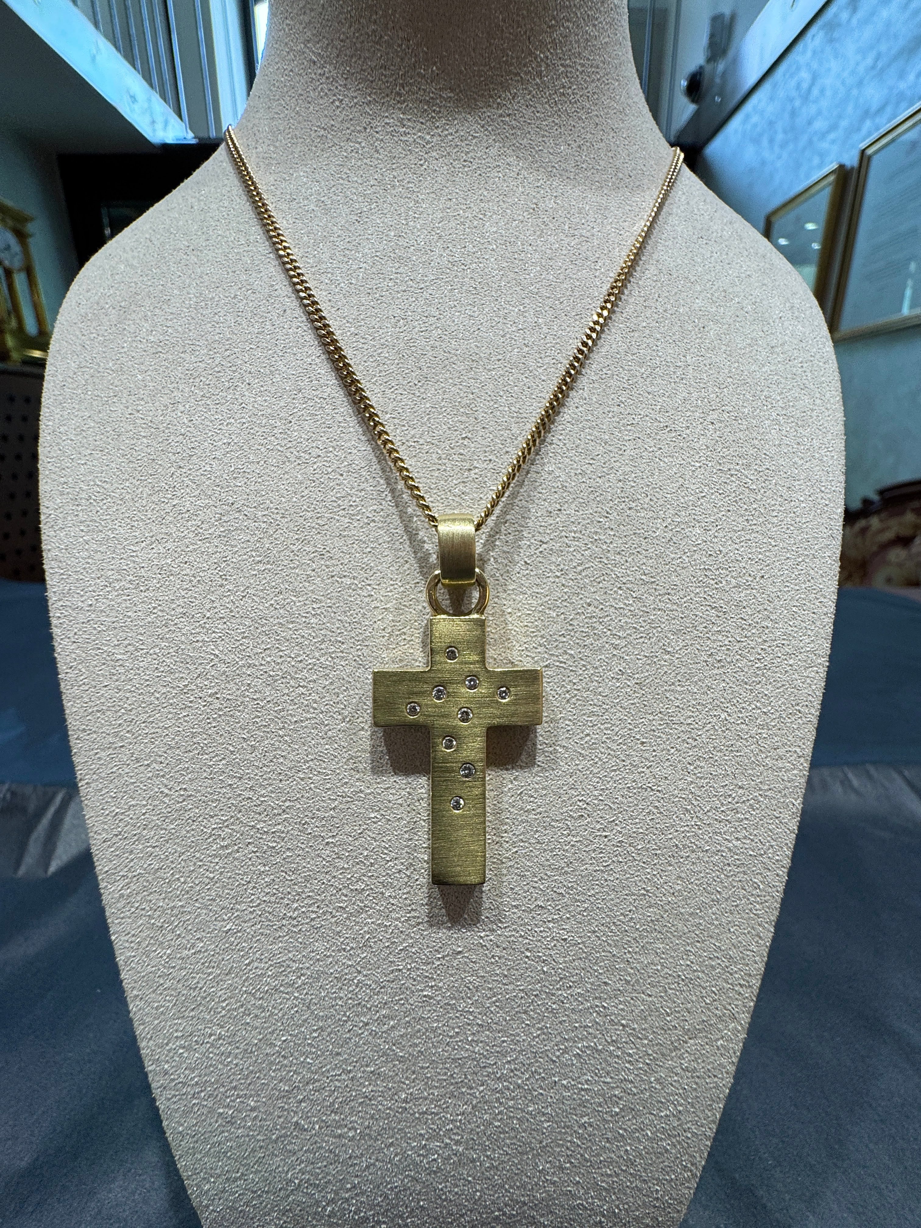 Cross pendant