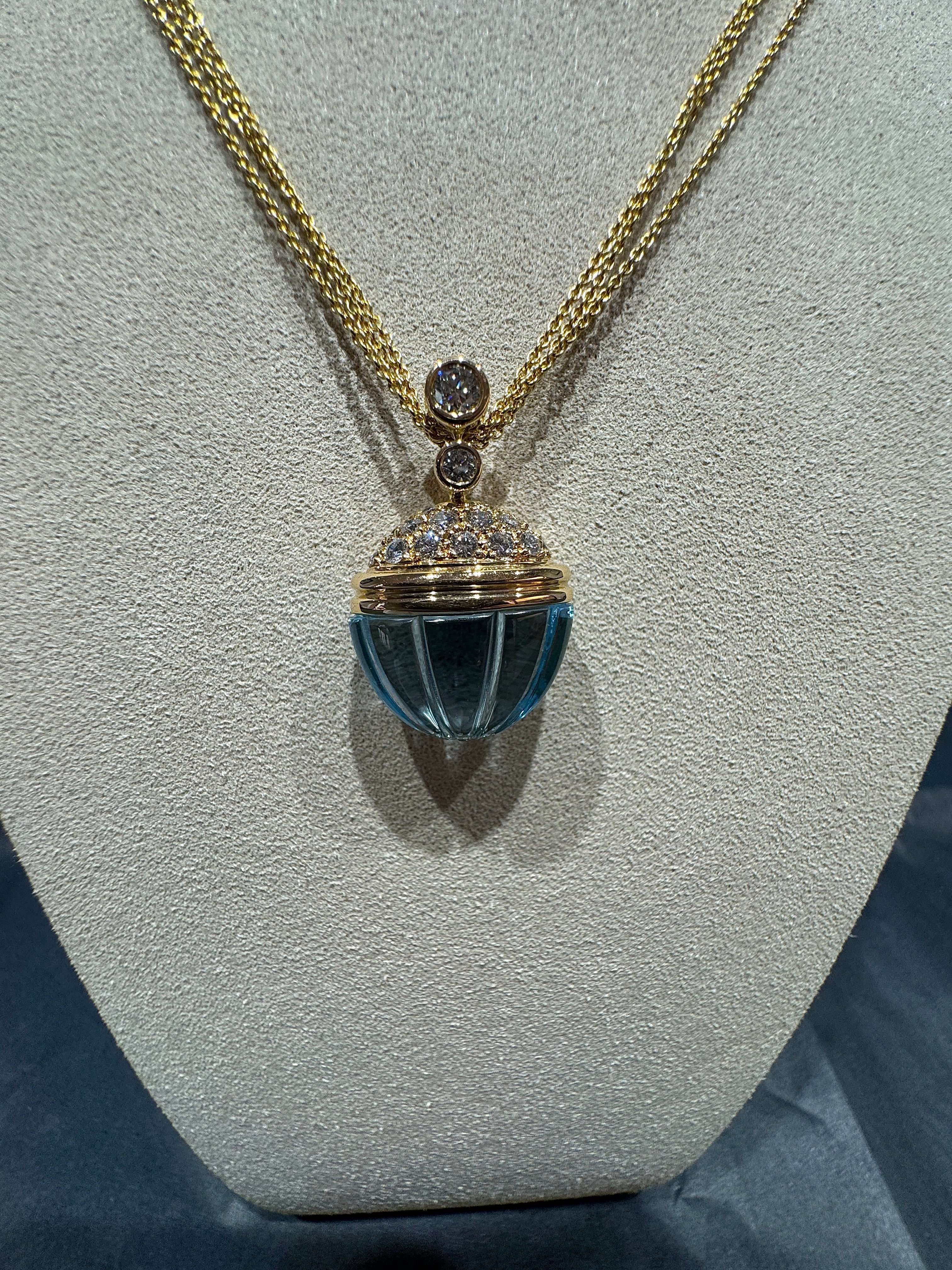Eleganter Anhänger in 18 Karat Gelbgold mit Topas & Brillanten von Lüth Bijoux