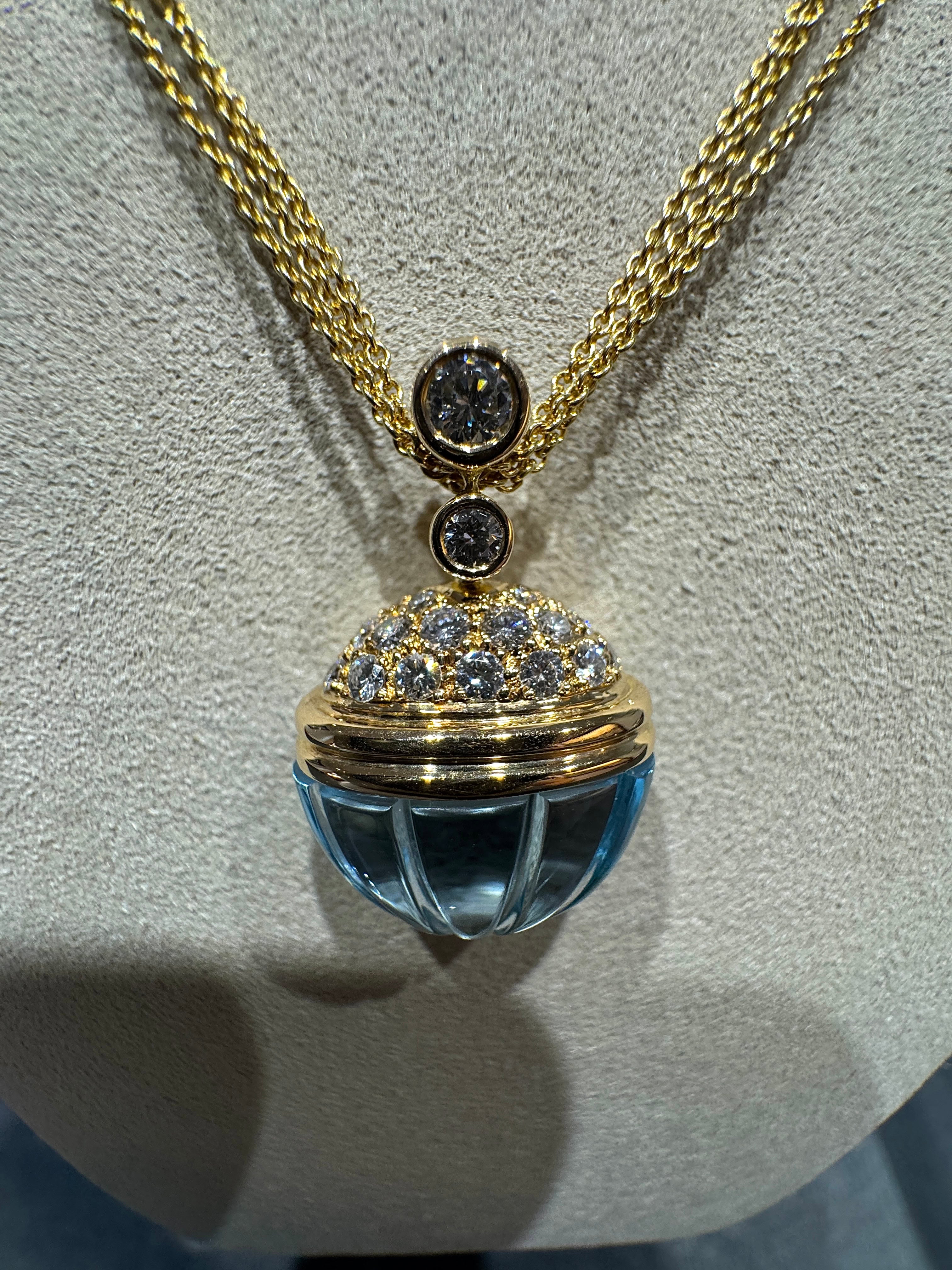 Eleganter Anhänger in 18 Karat Gelbgold mit Topas & Brillanten von Lüth Bijoux