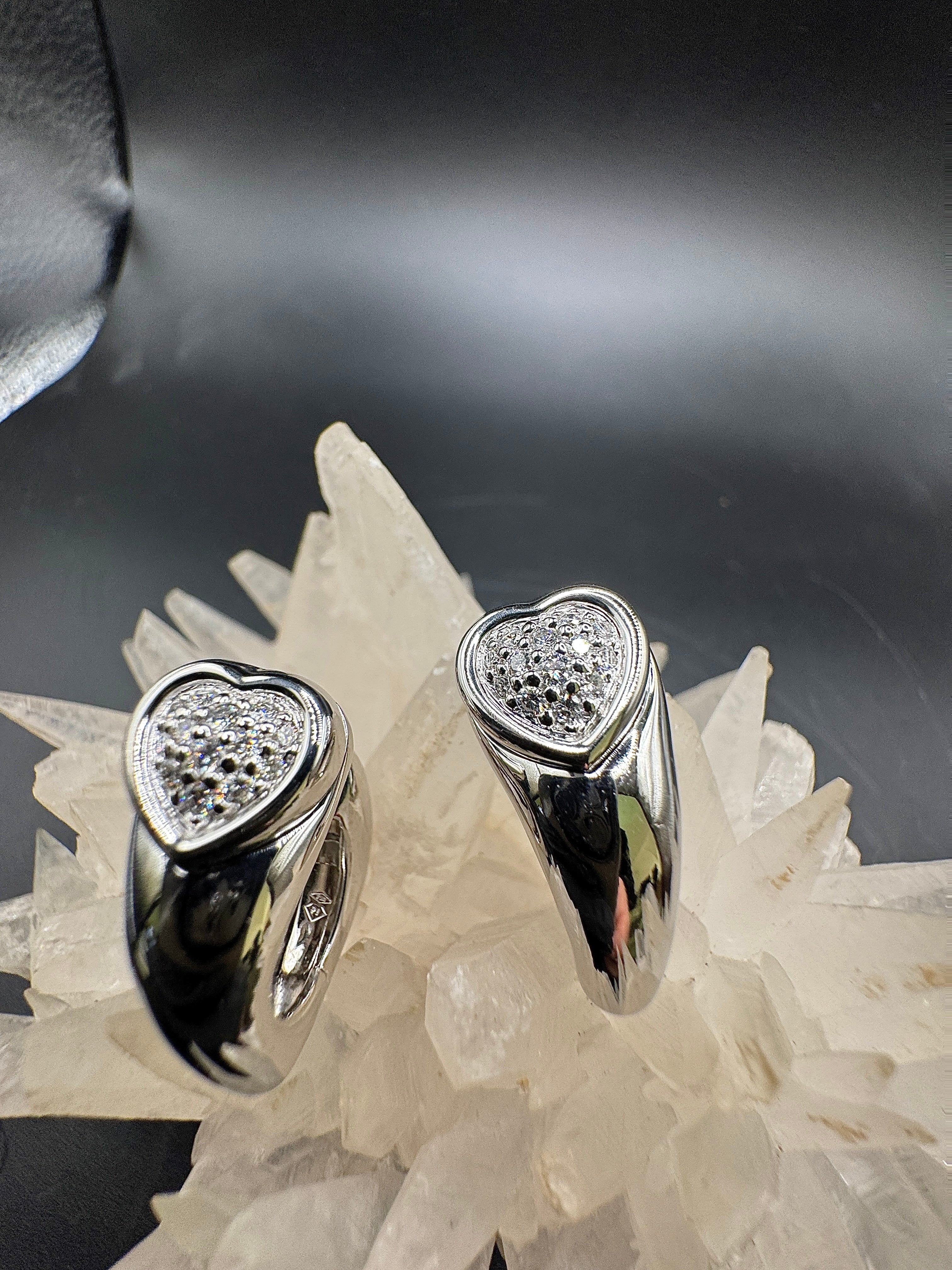 Originele Piaget-oorbellen in 18 karaat met briljant geslepen diamanten