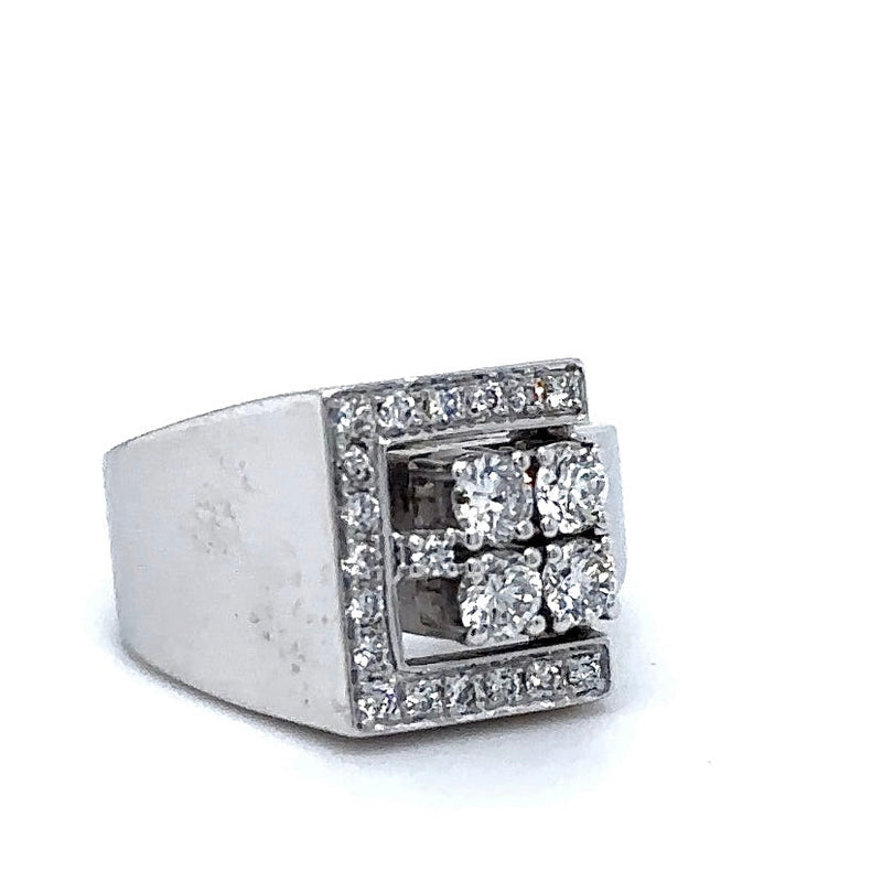 Kantiger Weißgoldring in 18 Karat mit hochfeinen Brillanten TW/VS