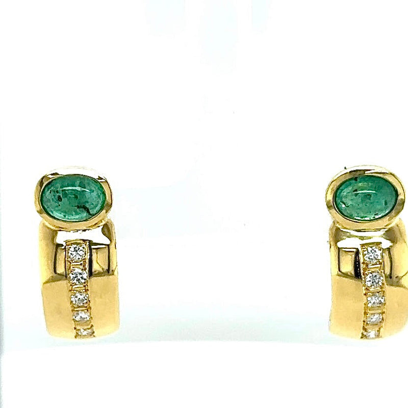 Elegante und hochwertige Kreolen in 18 Karat mit hochfeinen Brillanten und Smaragde