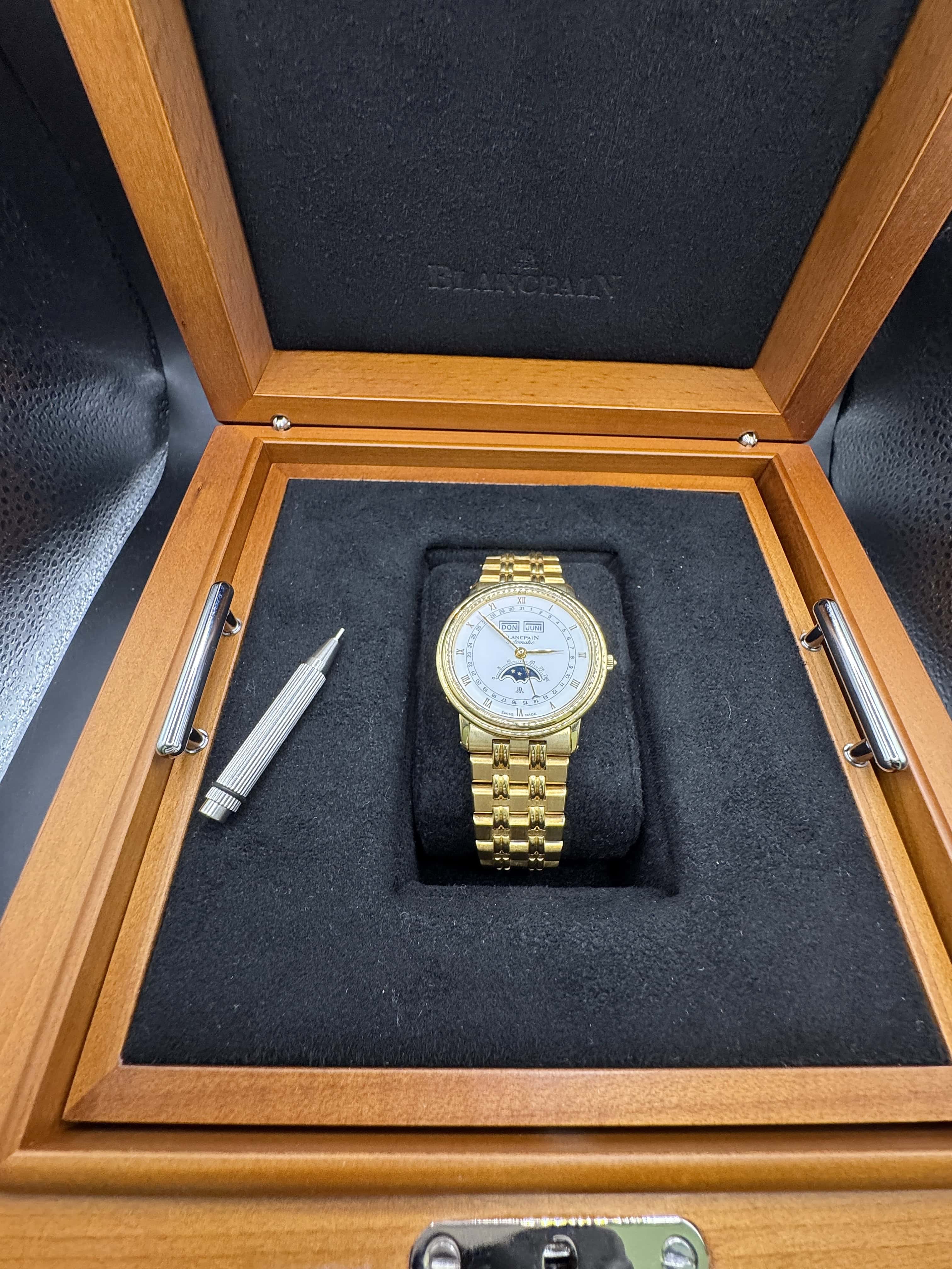 Blancpain Villeret Ref. 6595 in 18 Karat Gelbgold mit Mondphase