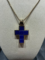 Solid cross in 18 carat yellow gold with fine lapis lazuli - handcrafted