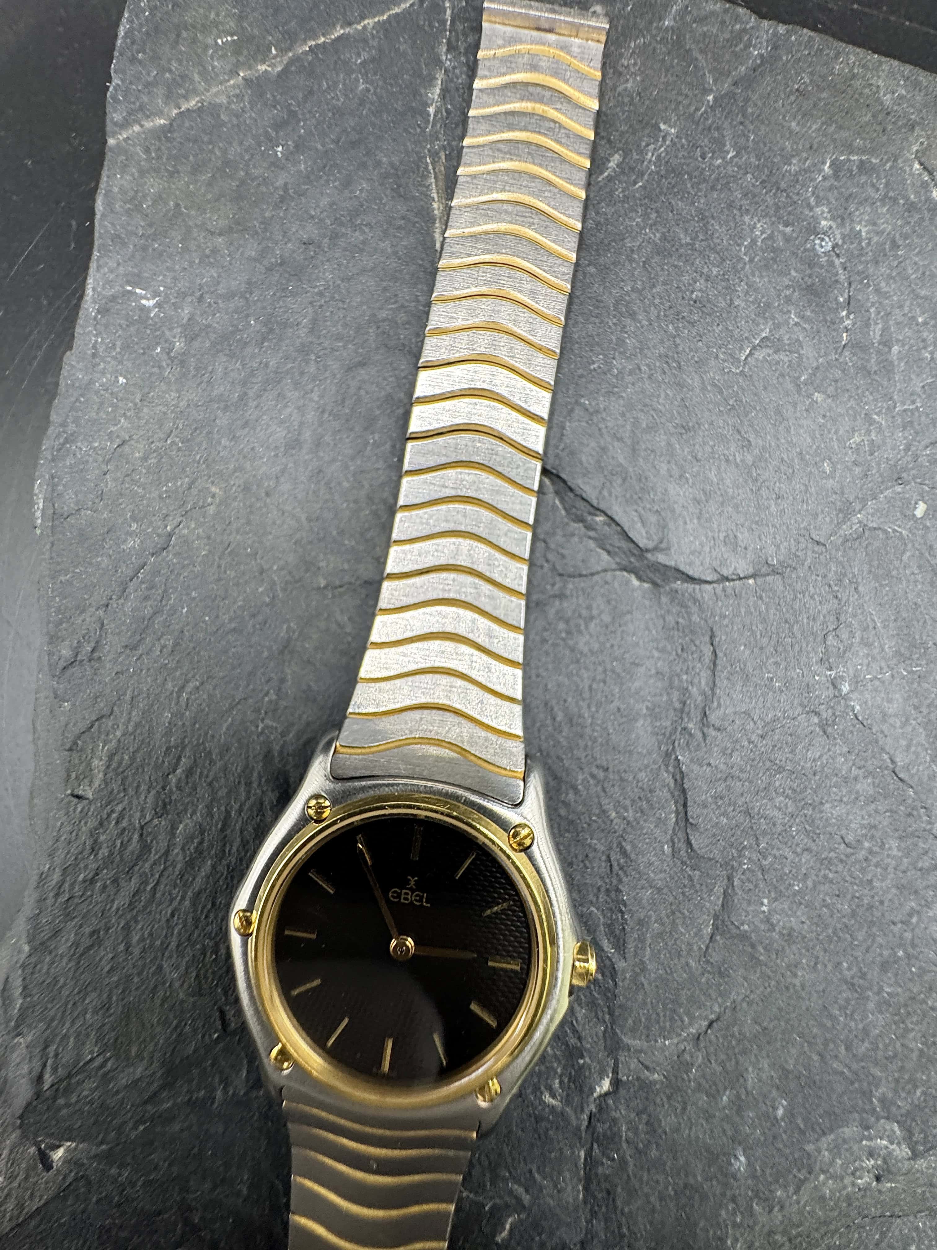 Ebel Sport Classique Damenuhr in Gold/Stahl mit schwarzem Zifferblatt
