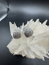 Edle Kreolen in 18 Karat Weißgold ausgefasst mit 76 Diamanten