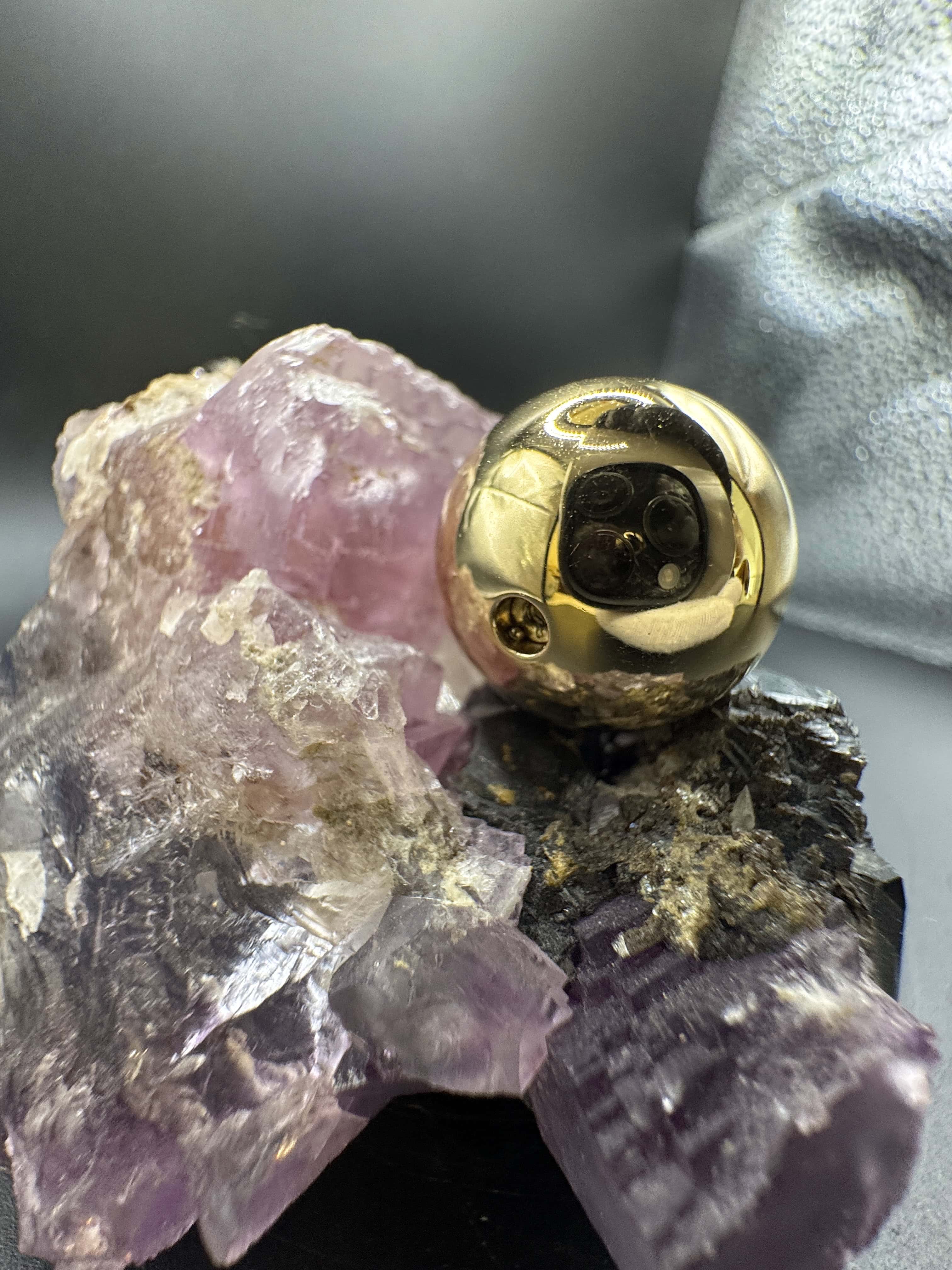 Hochwertiges Bajonett Kugelschloss in 18 Karat (750) Gelbgold