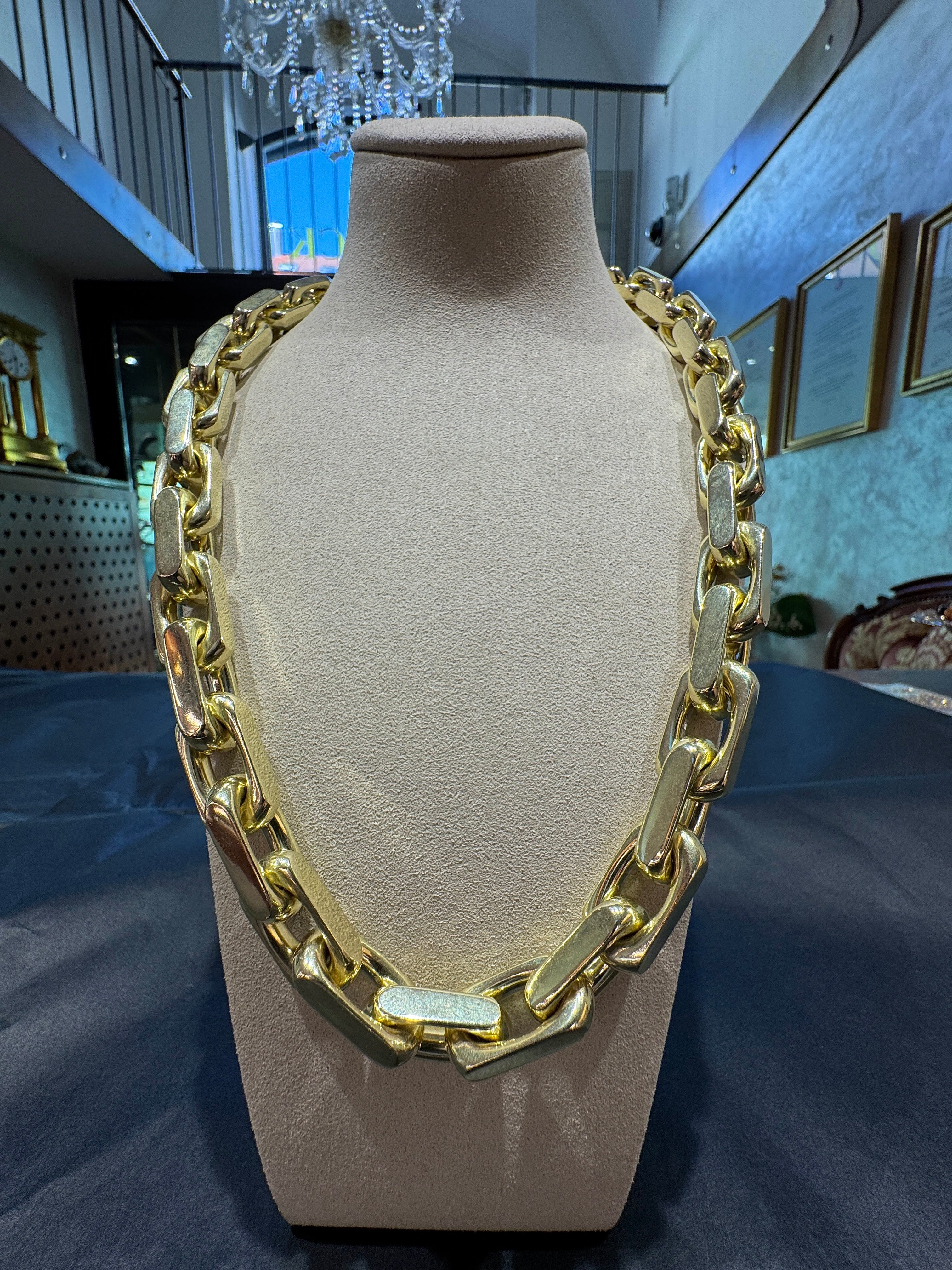 Diamantierte Ankerkette mit Armband in 14 Karat Gelbgold - über 500 Gramm Gold (PREIS AUF ANFRAGE)