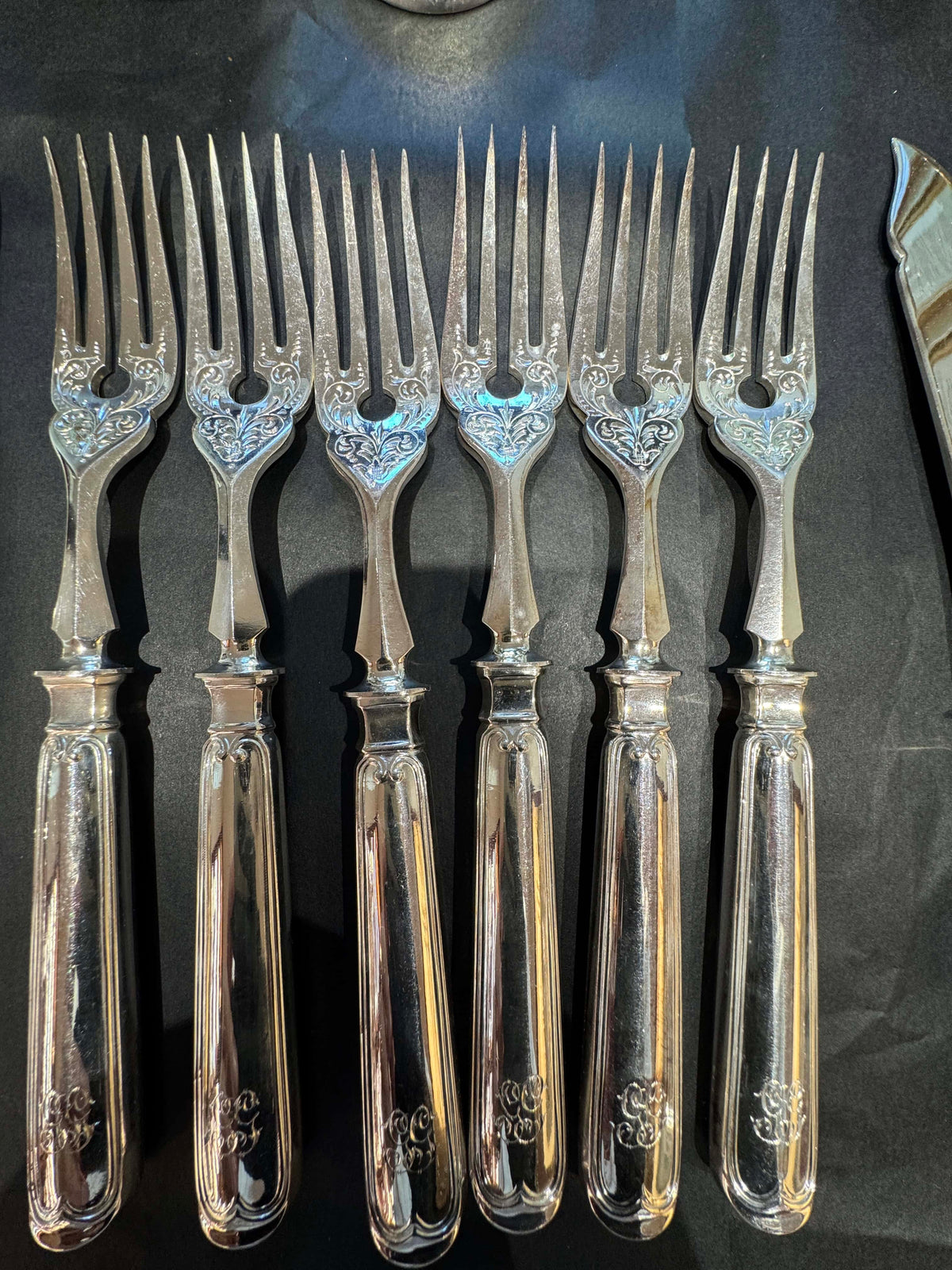 Nobles Koch & Bergfeld Besteckset in 800er Silber mit Feuervergoldung
