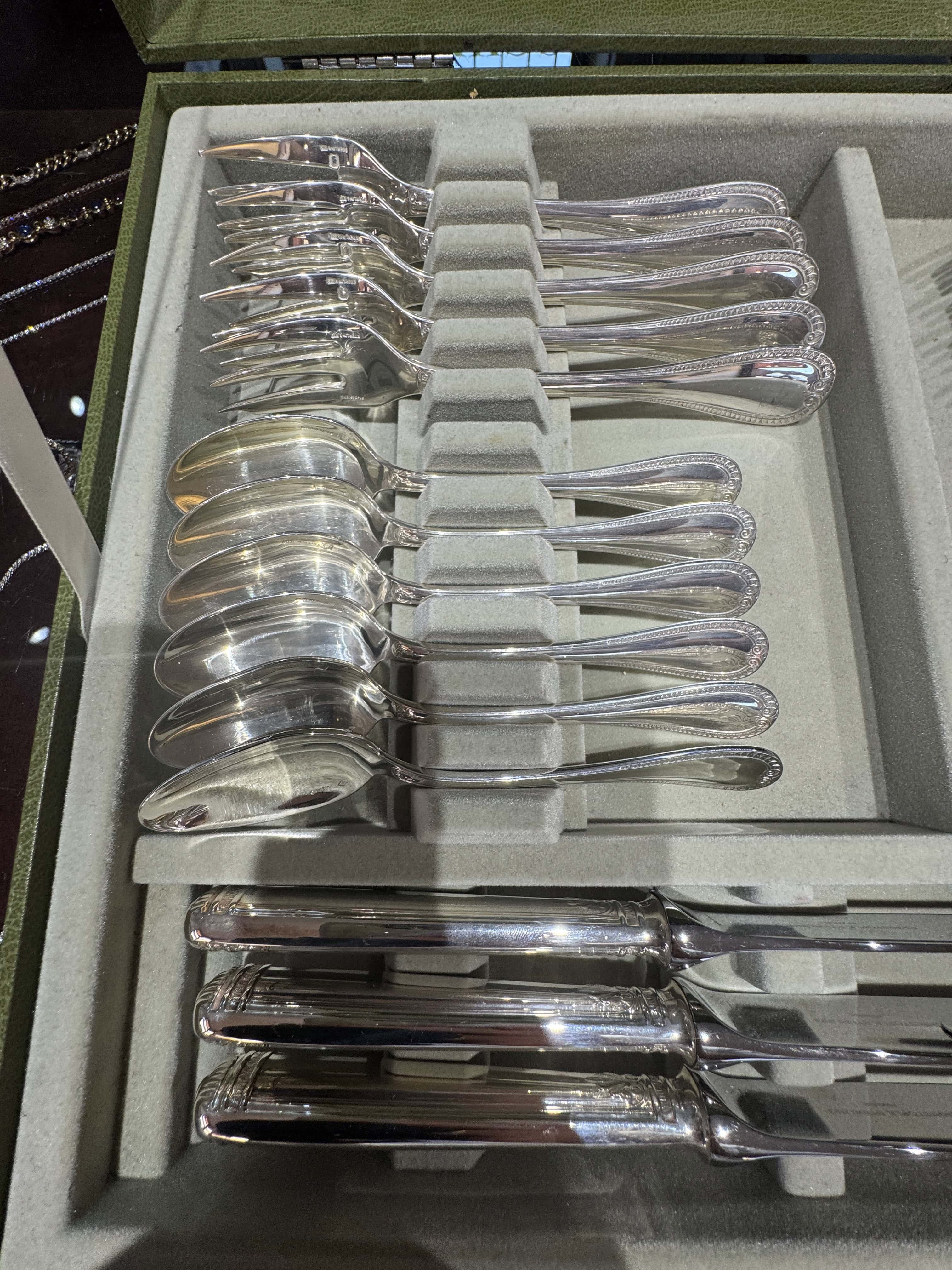 Malmaison Sterling-Silber-Besteckset von Christofle für 6 Personen – 30-teilig mit Koffer