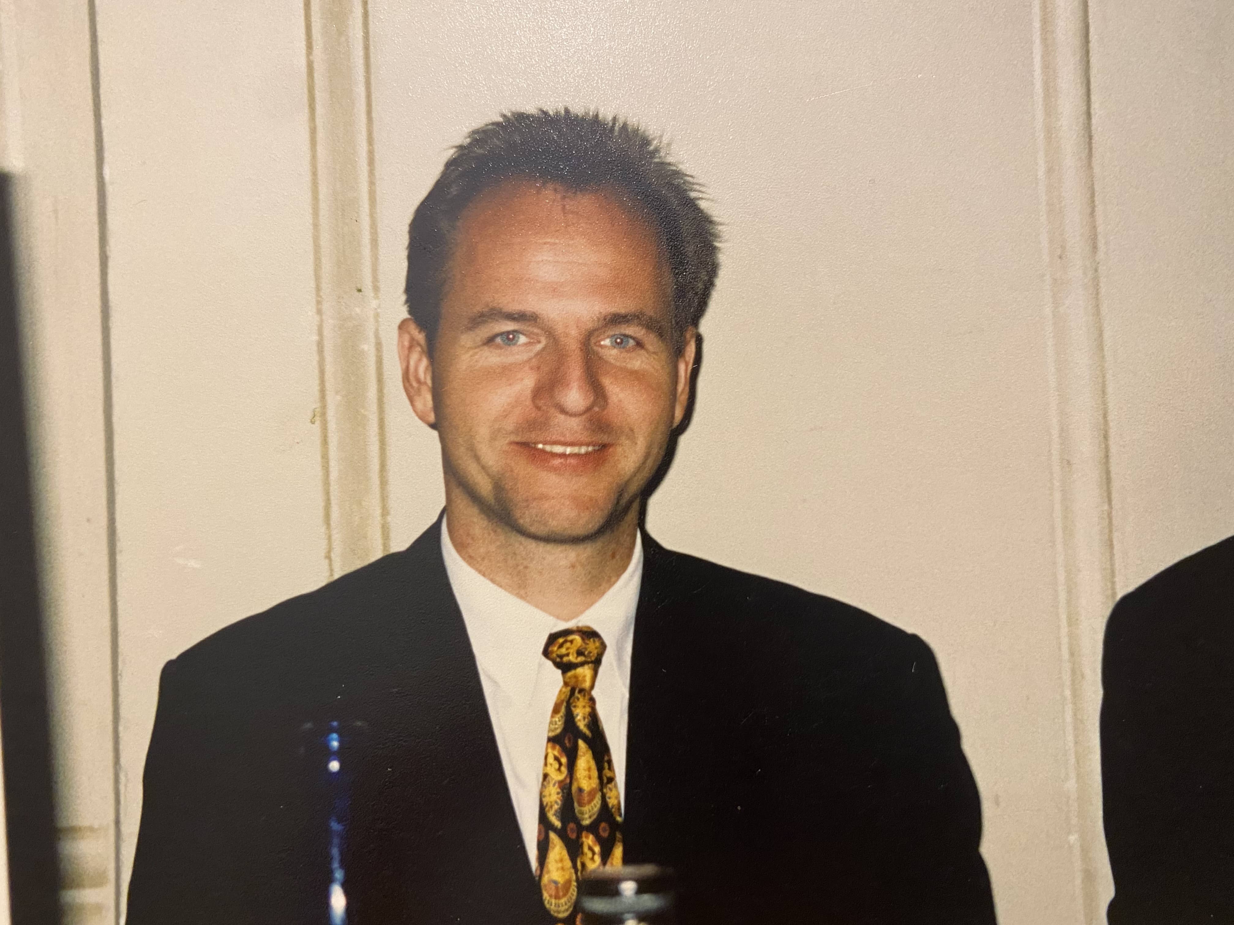 Christian Schroll im Schmuck Schroll Laden