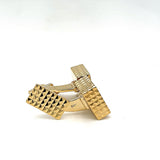 Elegant cufflinks in 14 carat yellow gold with attractive decoration