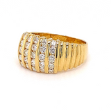 Elegante geelgouden ring van 18 karaat met fijne diamanten