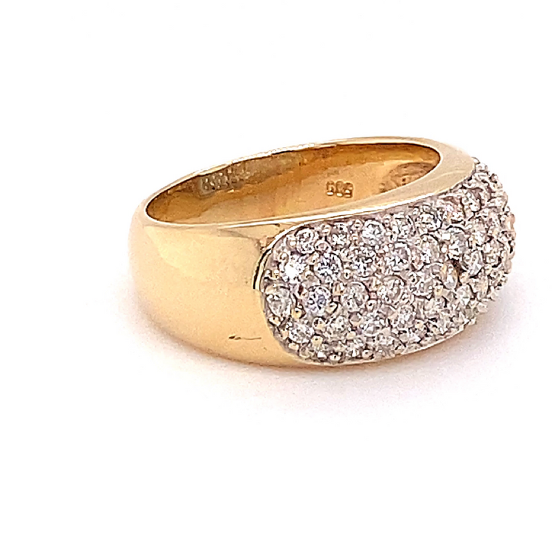 Elegant pavé-set bicolor ring in 14 carat with 1,475 ct. Diamonds 