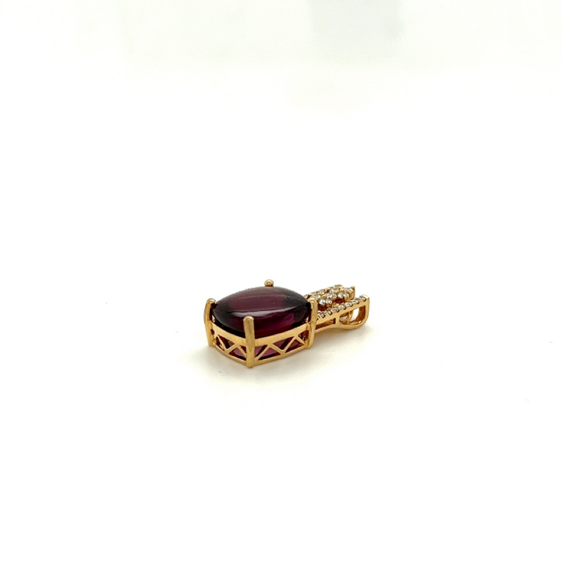 Modern gemstone pendant in 18 carat yellow gold with large rhodolite and fine brilliant-cut diamonds