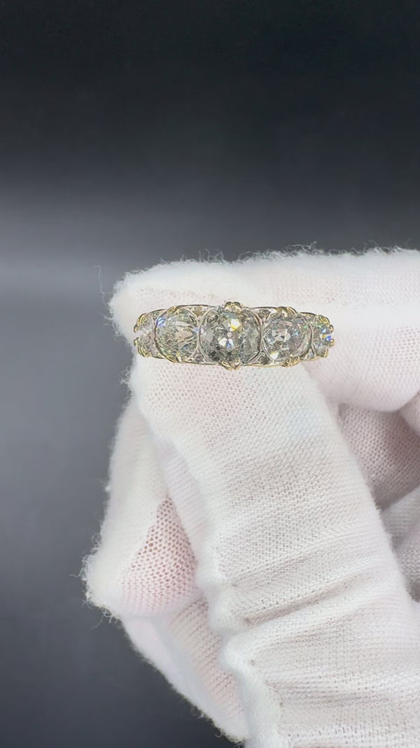 Beeindruckender Vintage-Ring in 18 Karat Gold mit Altschliff-Diamanten & Diamantrosen