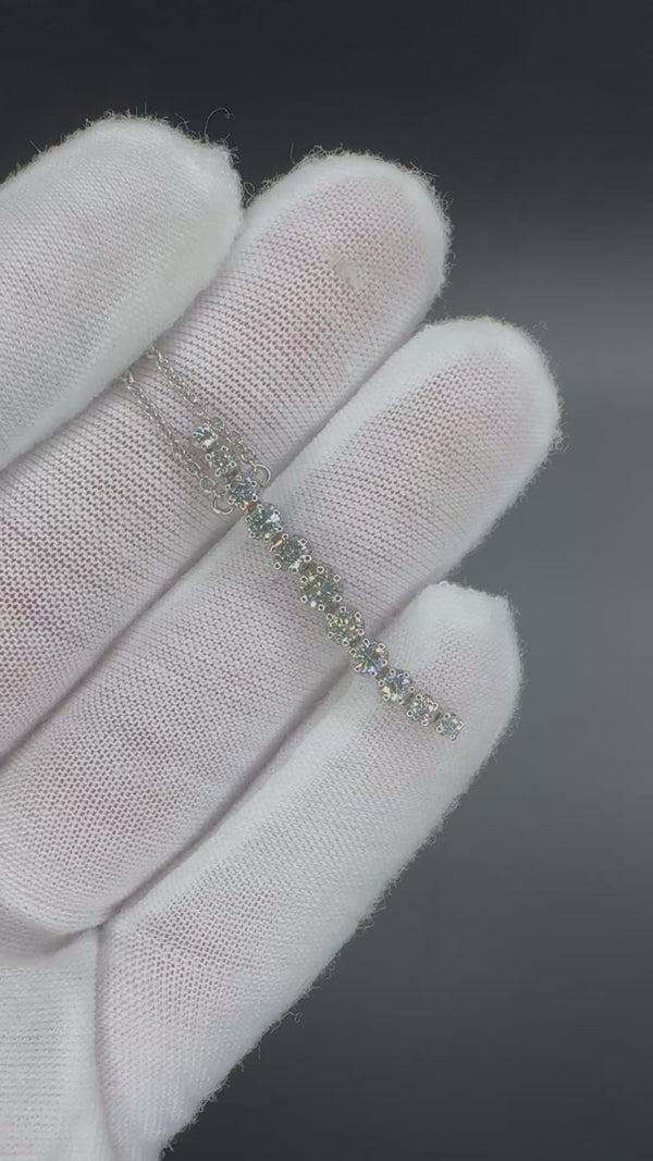 Zeitloses Collier in 14 Karat Weißgold mit feinen Brillanten
