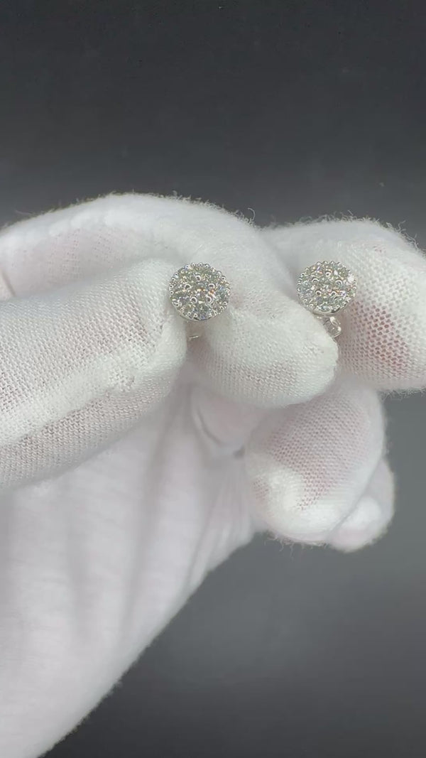 Moderne Brillantstecker in 18 Karat Weißgold mit hochfeinen Brillanten