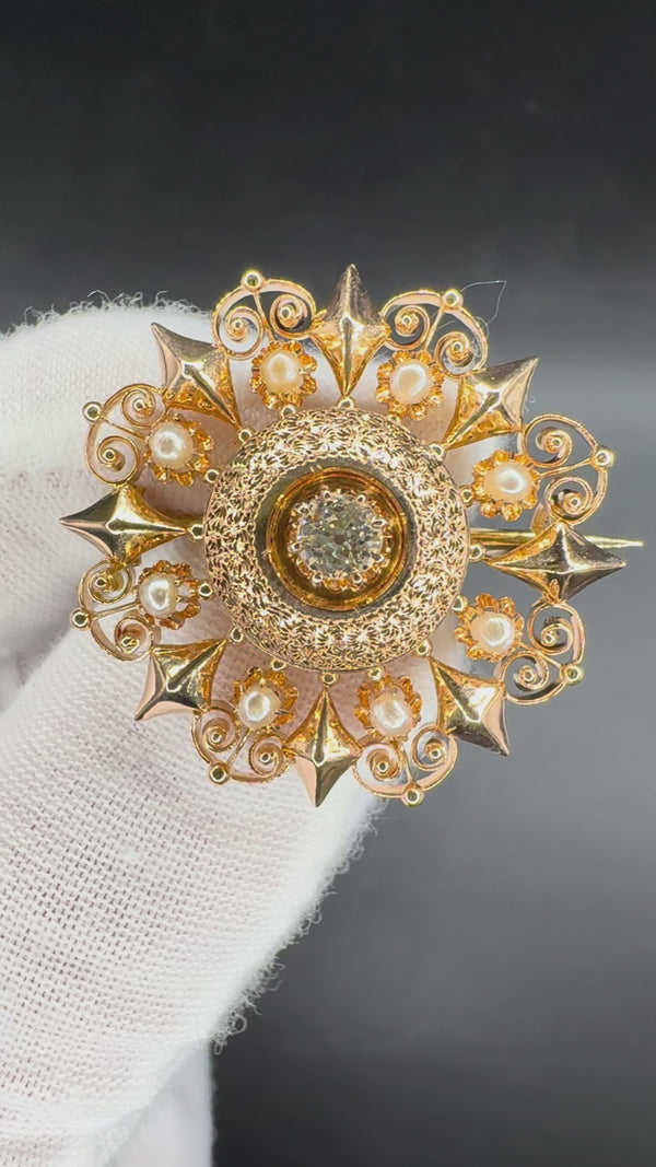 Art Déco Brosche in 14 Karat Roségold mit Altschliff-Diamant & Naturperlen