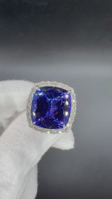 Einmaliger Ring & Anhänger in 18 Karat Weißgold mit riesigem AAAA Tansanit & Brillanten