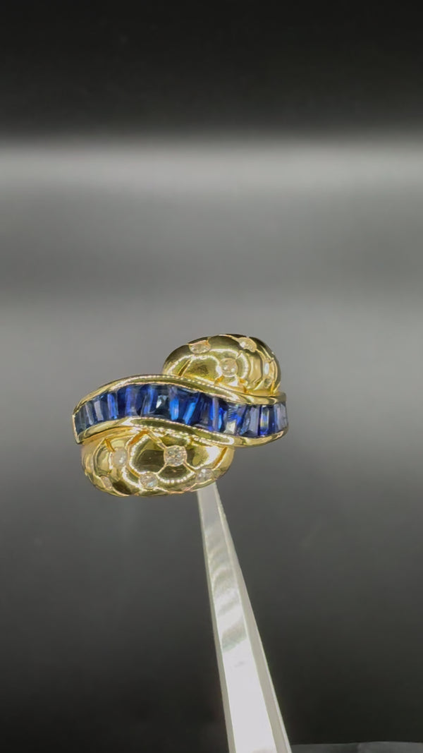 Handmade yellow gold ring in 18 carat with brilliant-cut diamonds and sapphires