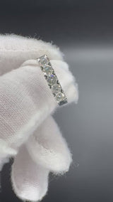Edler Halbmemory Ring in 18 Karat Weißgold mit hochfeinen Brillanten