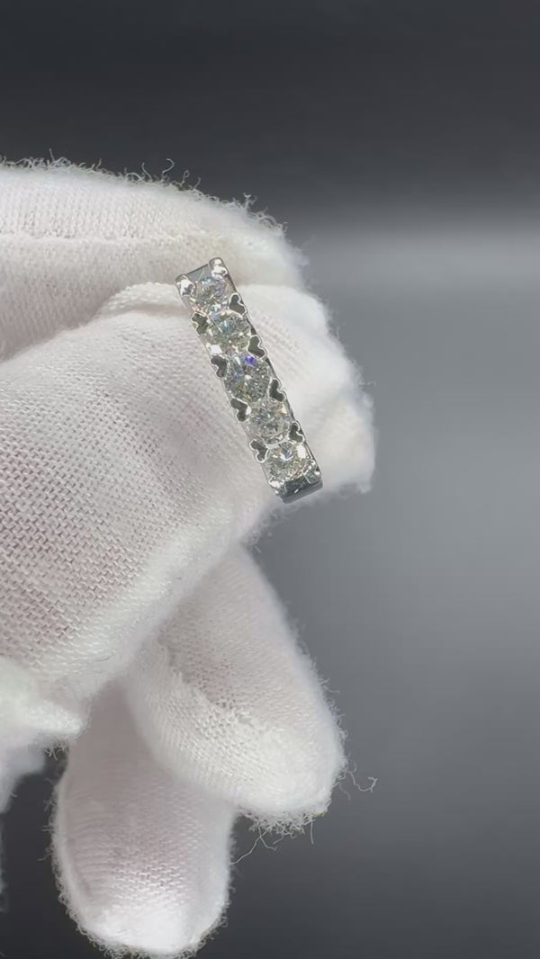 Edler Halbmemory Ring in 18 Karat Weißgold mit hochfeinen Brillanten